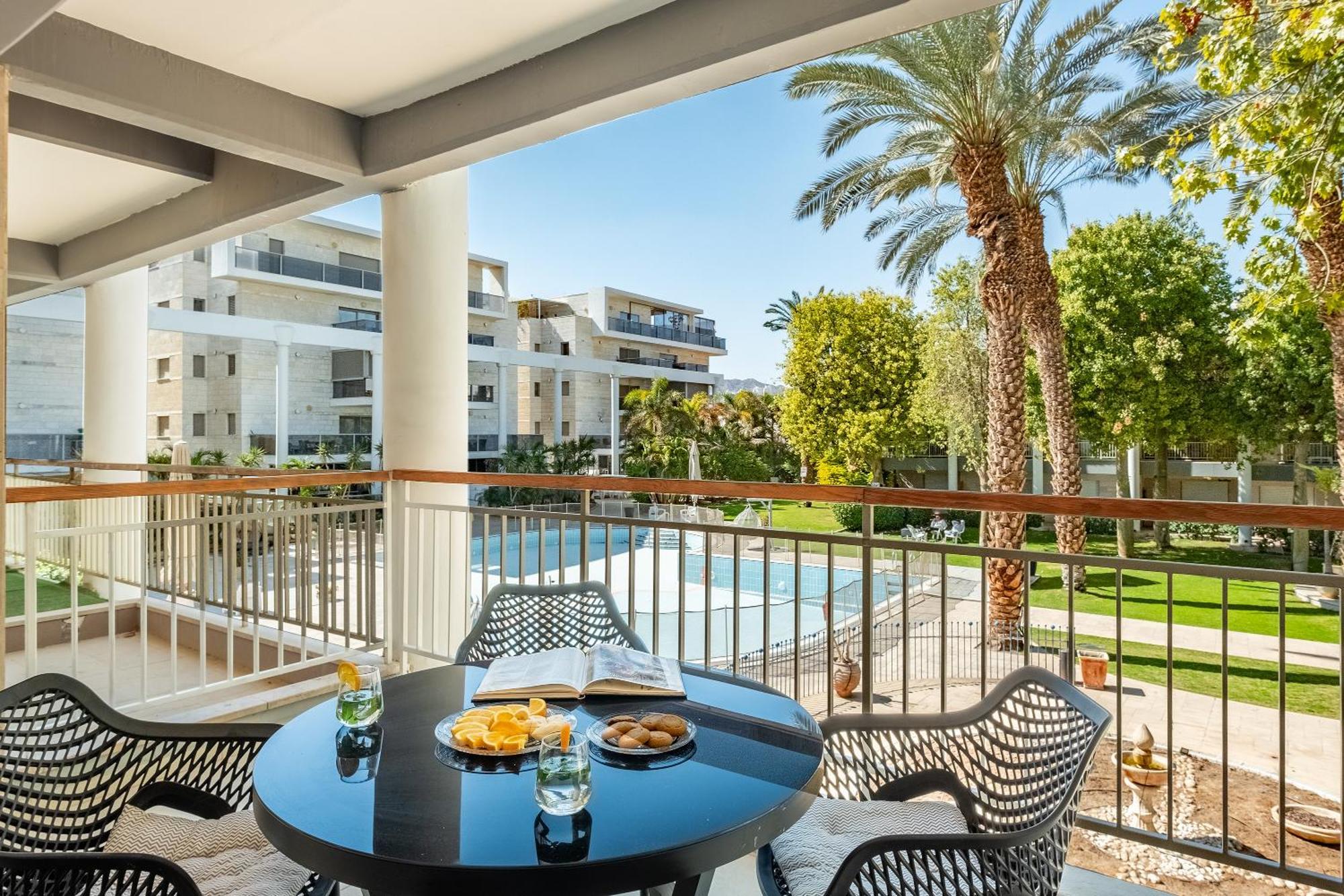 Royal Park Apartments Resort By Sea N Rent Eilat Exterior photo