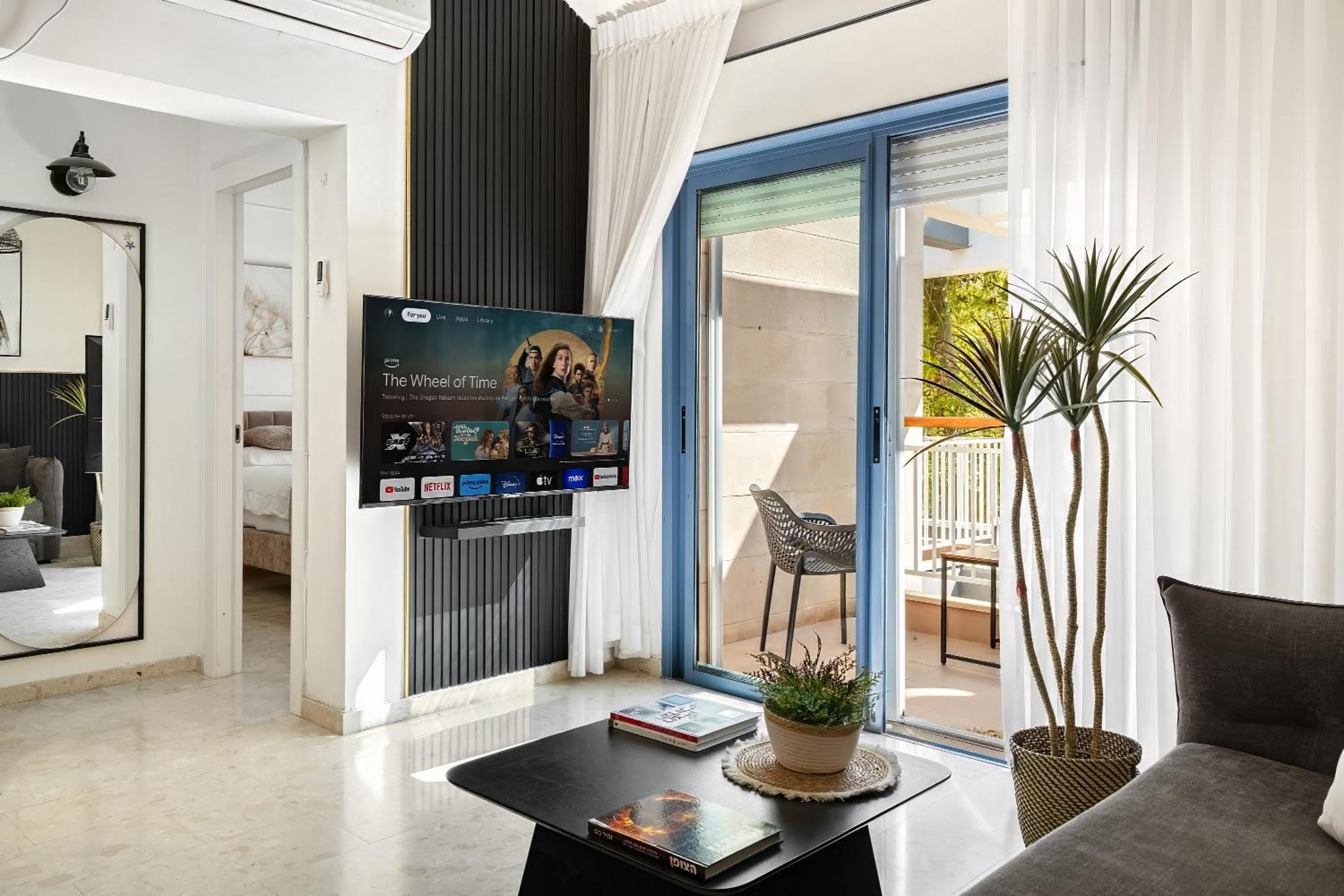 Royal Park Apartments Resort By Sea N Rent Eilat Exterior photo